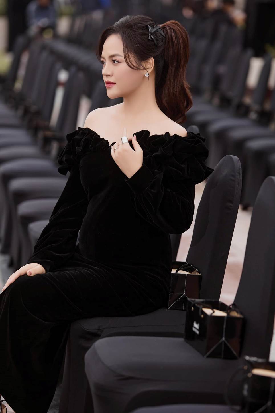 Showbiz Việt: Những mỹ nhân là mẹ đơn thân!-9