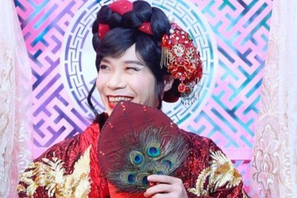 Ngày ghi hình Táo Quân đầu tiên: Phe vé đông nghịt, khán giả náo nức-16