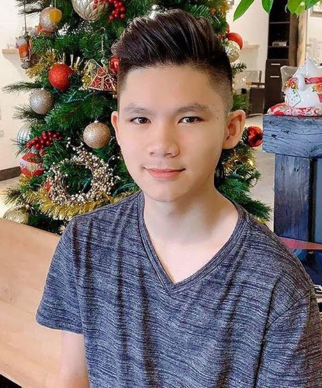 Bằng Kiều đặt tên cho 4 con trai cực hay, tên con chung với bạn gái kém 18 tuổi liên kết mật thiết với 3 anh trai-2