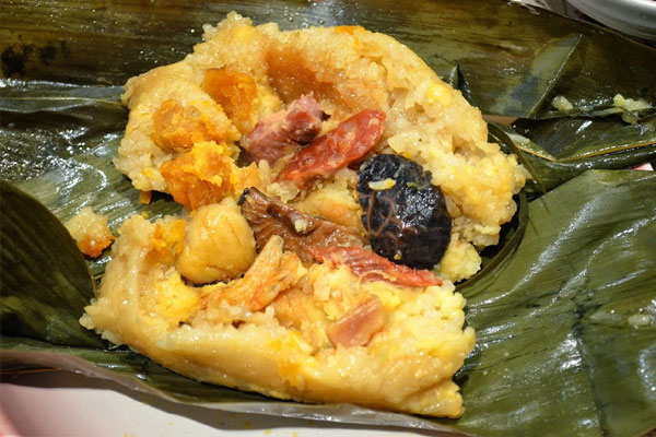 Mâm cỗ cúng ông Công ông Táo ngày 23 tháng Chạp đủ đầy, chu đáo gồm những gì?-10