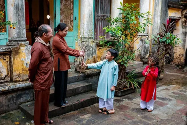 Giáp Tết, chị giúp việc lâu năm bỗng chạy theo tình yêu, đẩy vợ chồng tôi vào cảnh lao đao-2