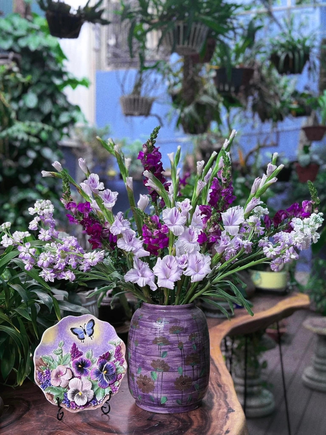 Loài hoa tượng trưng cho sự may mắn, ngày Tết nhà ai cũng có một bình để xua điềm xấu cho gia chủ-15