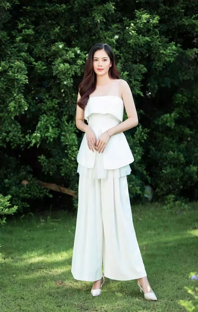 Nam Em cật lực chạy sô để trả nợ tiền tỉ-1