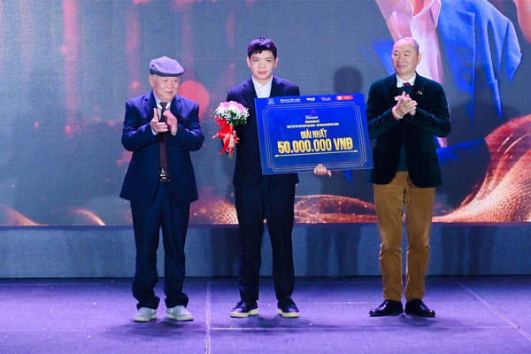 Điều ít biết về nam sinh Vĩnh Phúc giải nhất cuộc thi Trí tuệ nhân tạo-1