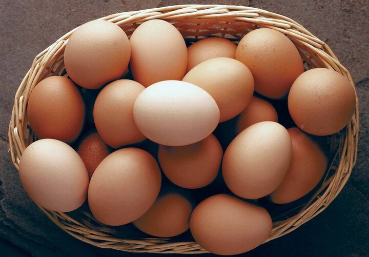 Trứng để được bao lâu trong tủ lạnh và ở nhiệt độ phòng?-1