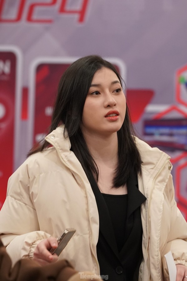 Ngày ghi hình Táo Quân đầu tiên: Phe vé đông nghịt, khán giả náo nức-10