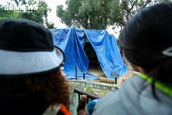 Vườn thú Hà Nội nói gì trước thông tin khỉ gầy trơ xương, chịu rét 10 độ C?-17