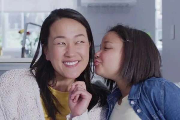 Bộ phim khiến khán giả rùng mình vì dựa theo vụ án có thật ngoài đời: Khi cha mẹ kiểm soát con quá mức, hậu quả sẽ rất kinh hoàng-5