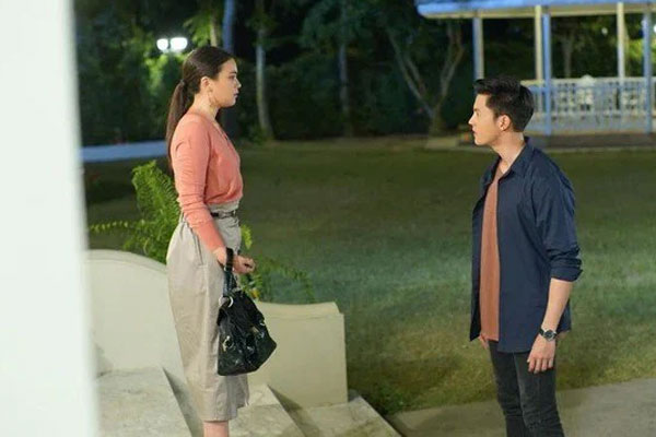 Thưởng Tết cao hơn chồng, vợ tôi mua quà biếu nhà ngoại sang hơn nhà nội-2