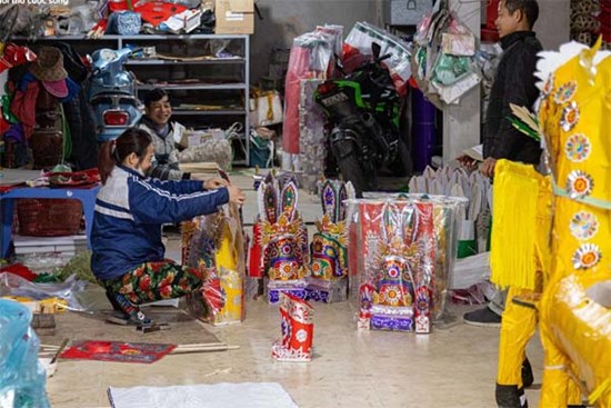 Làng 'âm phủ' Phúc Am tất bật chạy đơn hàng Tết