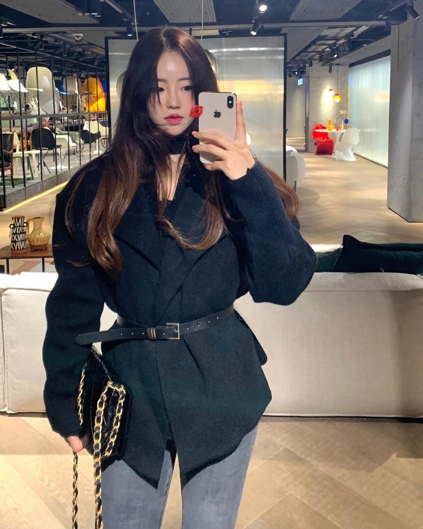 5 món thời trang tôn dáng thon thả hơn, chị em nên sắm nếu không kịp giảm cân đón Tết-6