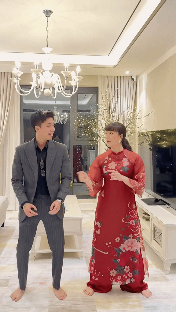 Cựu” Táo Y tế Vân Dung hé lộ căn hộ tone trắng tinh tế, ngập tràn không khí Tết qua một chi tiết-1