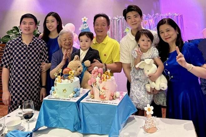 Sinh cháu nội sau khi vào làm dâu gia đình tỷ phú Việt, Hoa hậu Đỗ Mỹ Linh gặp căng thẳng khi chăm con-3