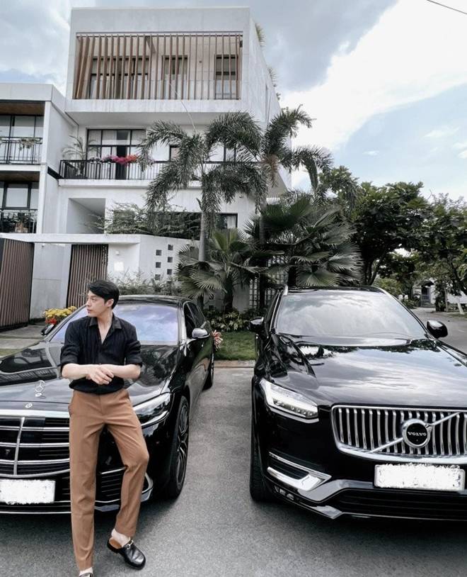 Noo Phước Thịnh bước vào nhà ngạc nhiên khi mẹ đã trang trí Tết rực rỡ, biệt thự bên trong sang chảnh như khách sạn-6