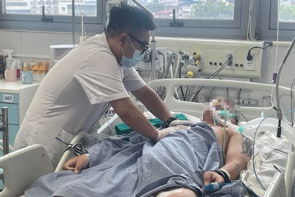 Giám đốc thập tử nhất sinh sau khi liên tục dự tiệc tất niên-1