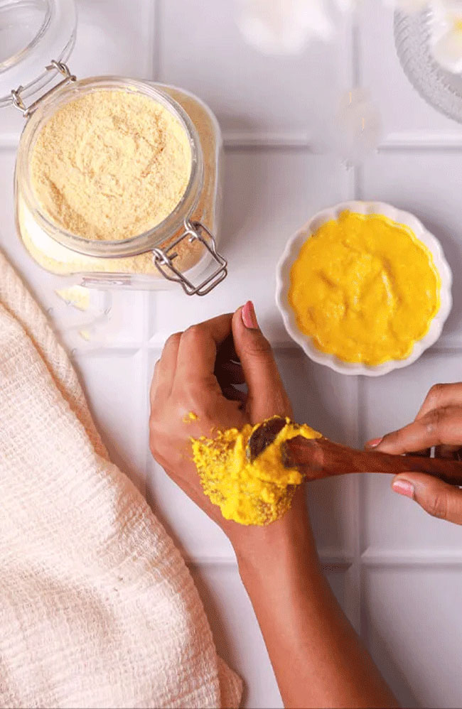 Công thức sữa tắm từ nghệ nuôi dưỡng da trắng mịn đón Tết-1