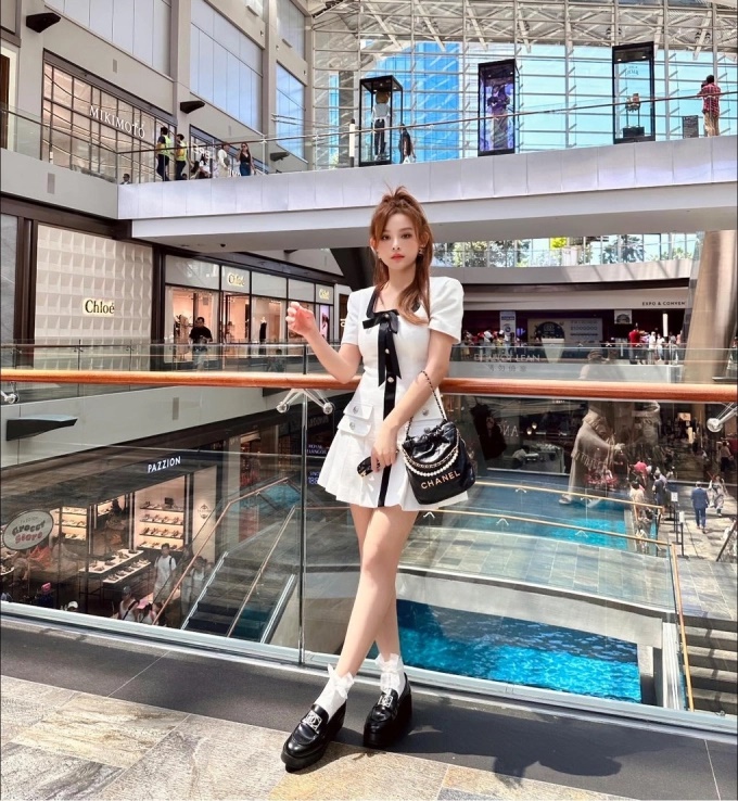 Gọi Huyền Baby là ngôi sao vàng trong làng chiều con: Chỉ hé lộ 1 chi tiết ở biệt phủ đã khiến dân tình xuýt xoa mơ ước-1