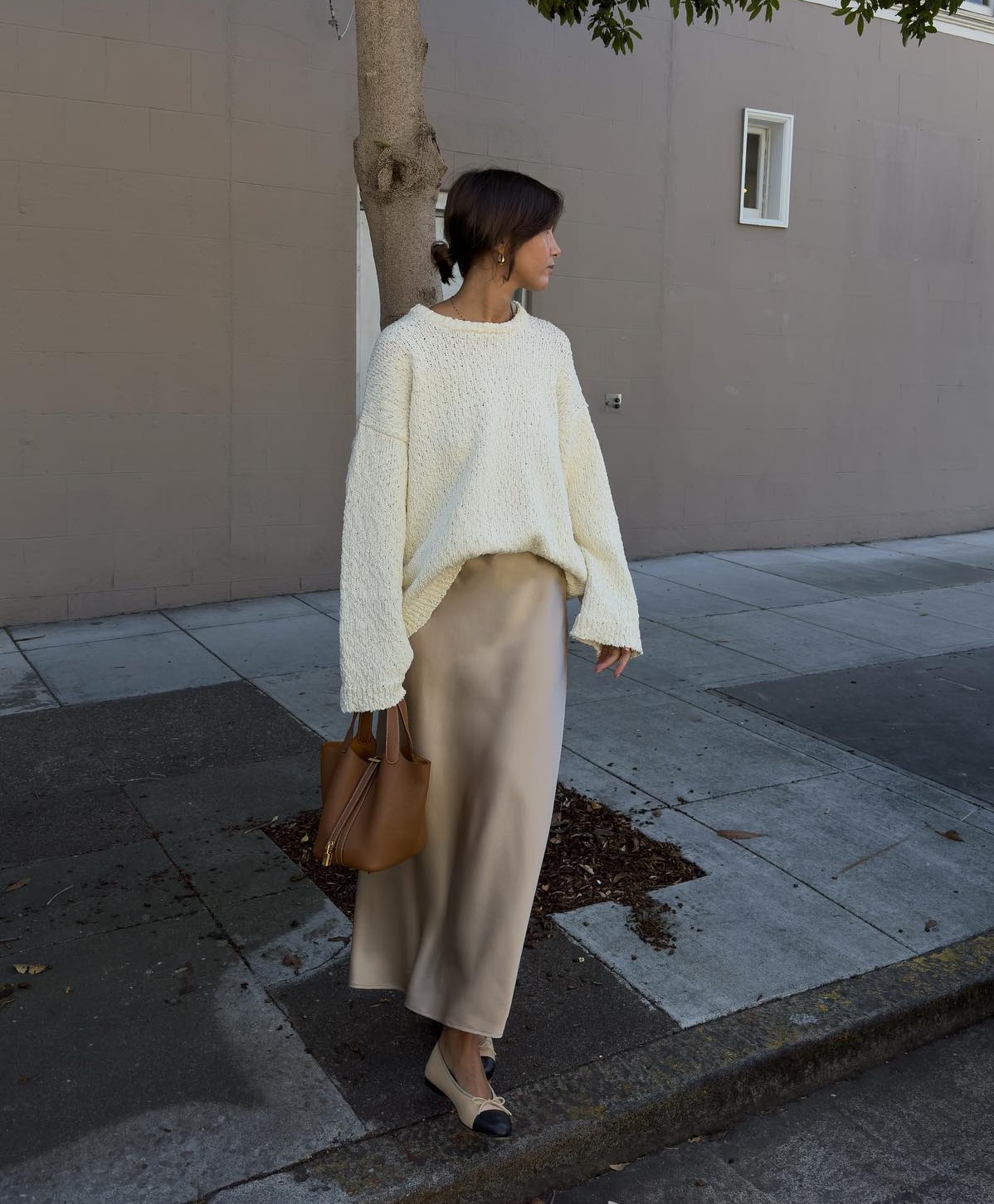 Mặc đẹp không khó với 10 công thức diện chân váy dài từ phụ nữ Pháp-7