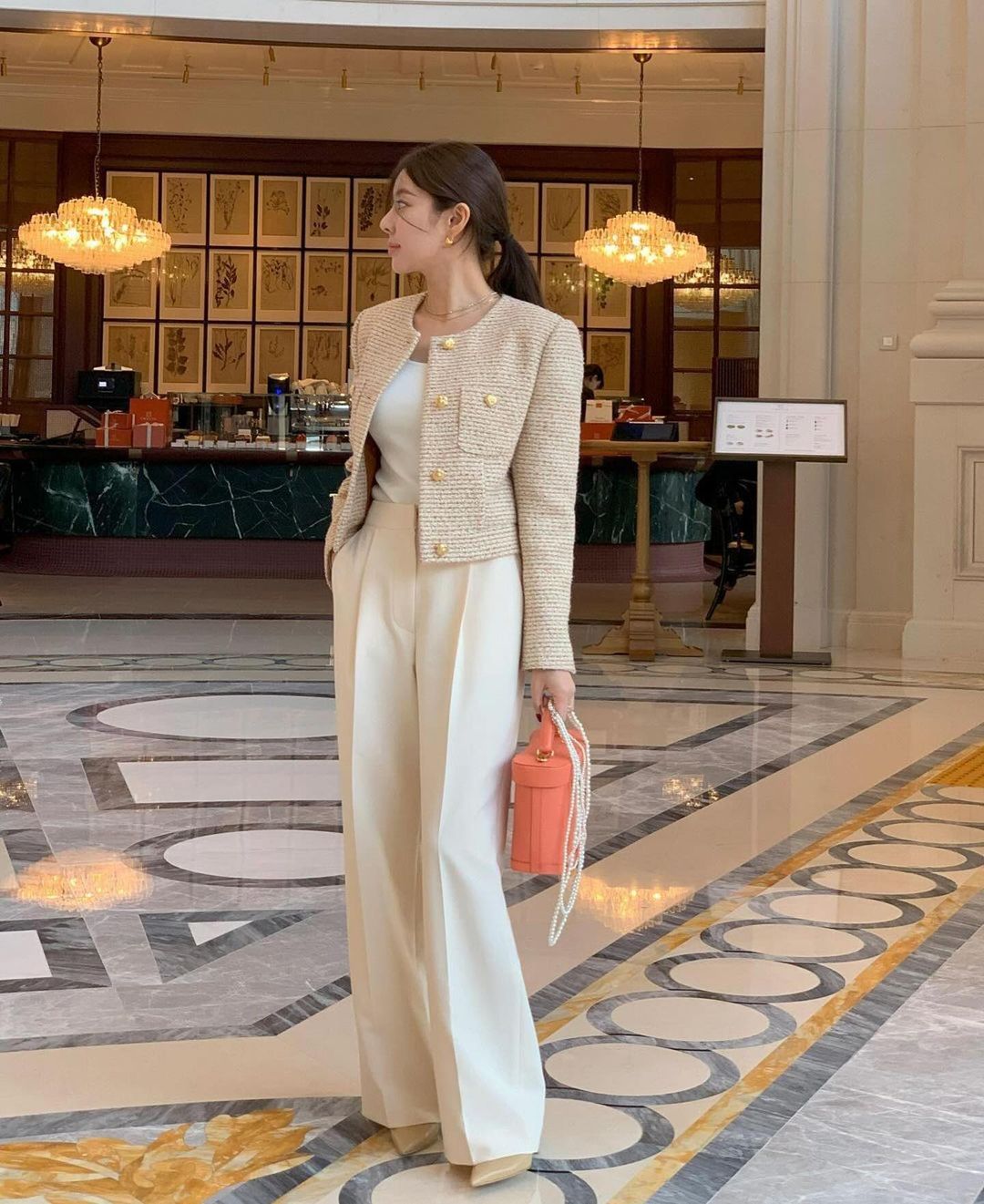 9 ý tưởng lên đồ dự tiệc cuối năm giúp bạn ghi điểm sang trọng, tinh tế-9