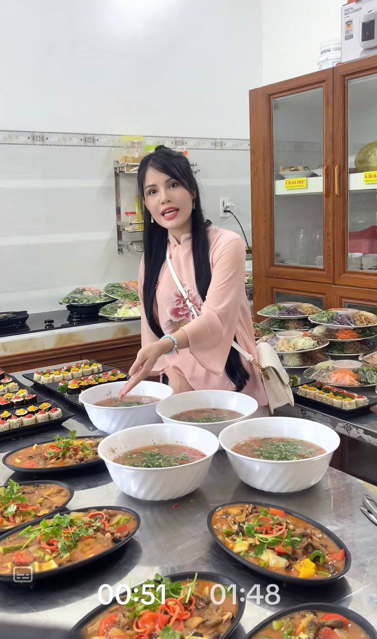 Đám cưới chay ở miền Tây, phá vỡ quy tắc tiệc cưới nhưng vẫn khiến khách mời kinh ngạc bởi độ cầu kỳ của món ăn-5