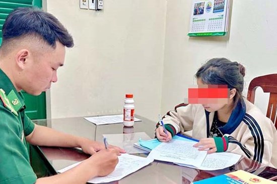 Giải cứu cô bé 15 tuổi bị lừa bán vào sòng bạc ở Campuchia