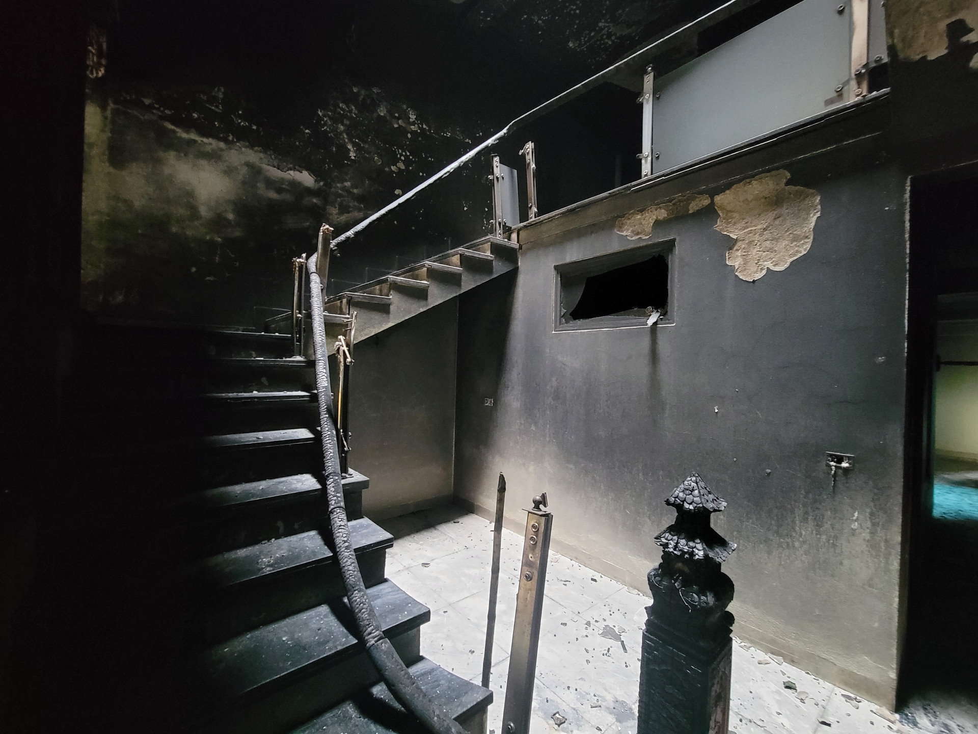 Hiện trường vụ cháy nhà khiến 3 mẹ con tử vong thương tâm ngày cận Tết-11