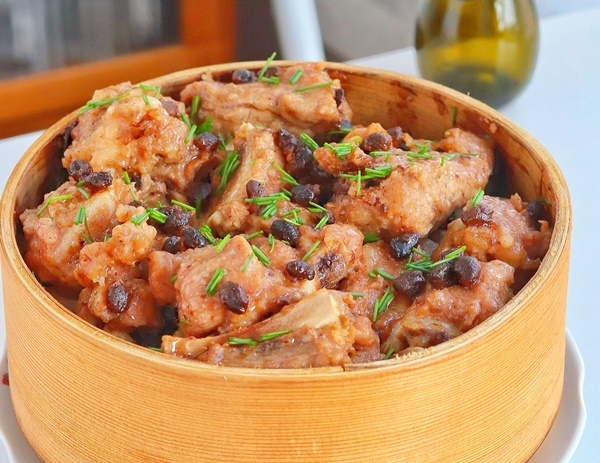 Tết này làm 2 món sườn hấp thanh ngọt ngon miệng cho bữa cơm đoàn viên thêm ấm áp-4