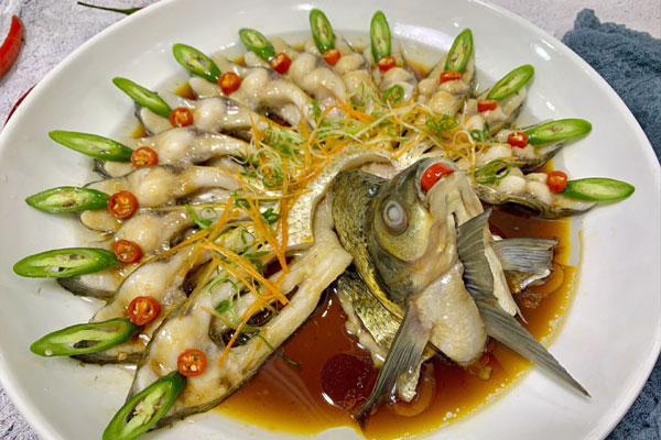 Mâm cơm Giao thừa làm thêm món bát vàng bát ngọc để cả năm viên mãn, tròn đầy-20