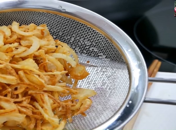 Tiệc tùng quá nhiều, giải ngấy cho gia đình bằng món gỏi bắp cải thịt bò giòn ngon, dễ làm tại nhà-8