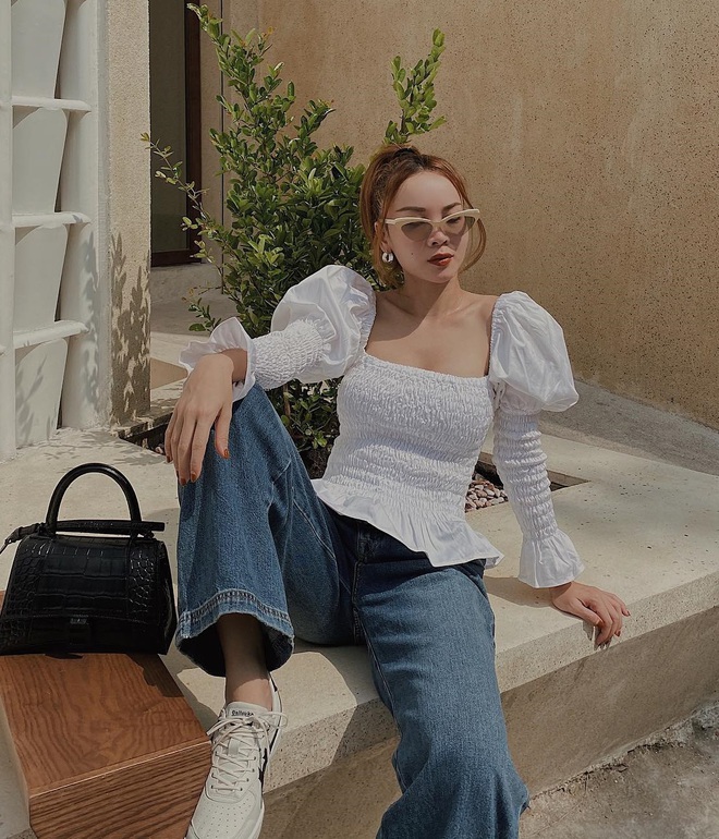 4 mẫu áo kết hợp với quần jeans để có vẻ ngoài trẻ trung-7