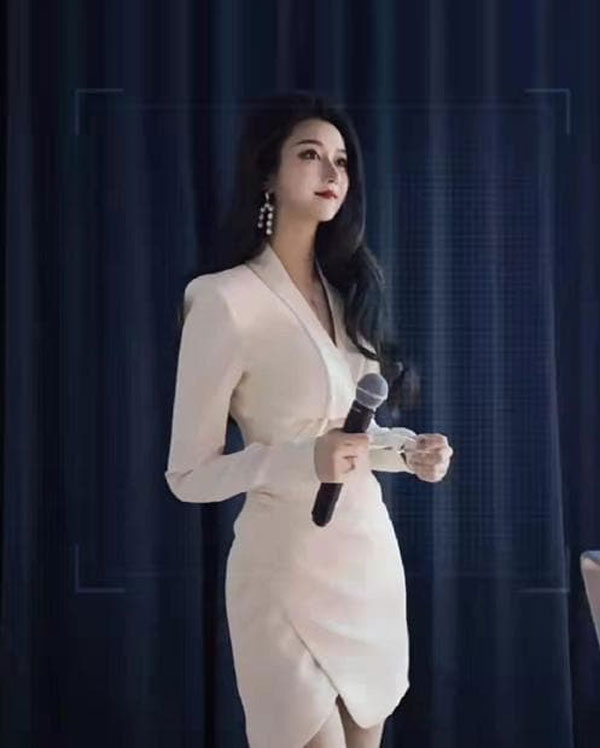 Cô giáo xinh đẹp bị chụp lén, ảnh vừa tung lên dân tình đã ráo riết truy tìm: Danh tính gây bất ngờ-2