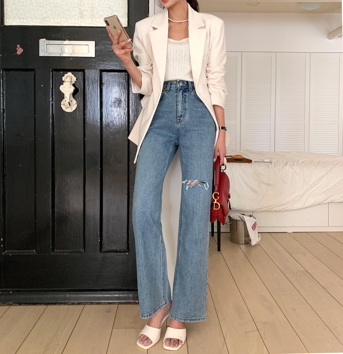 10 cách mặc áo blazer với quần jeans thanh lịch, sành điệu từ công sở ra phố-8