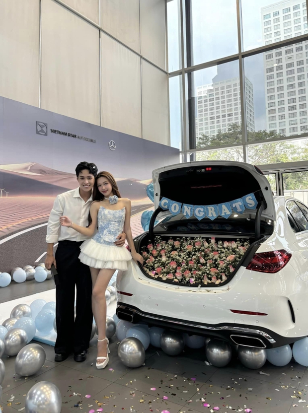 Hot girl xinh đẹp chơi lớn, tặng xế hộp hơn 2 tỷ cho bạn trai-4