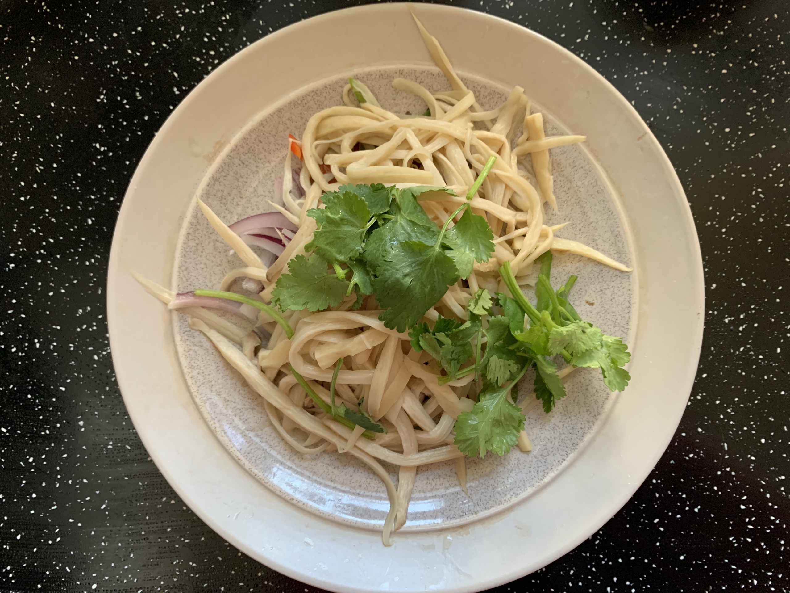 Ngày Tết, làm 2 món trộn nhanh gọn mà cực ngon đãi khách lại giúp gia đình cân bằng vị giác-8