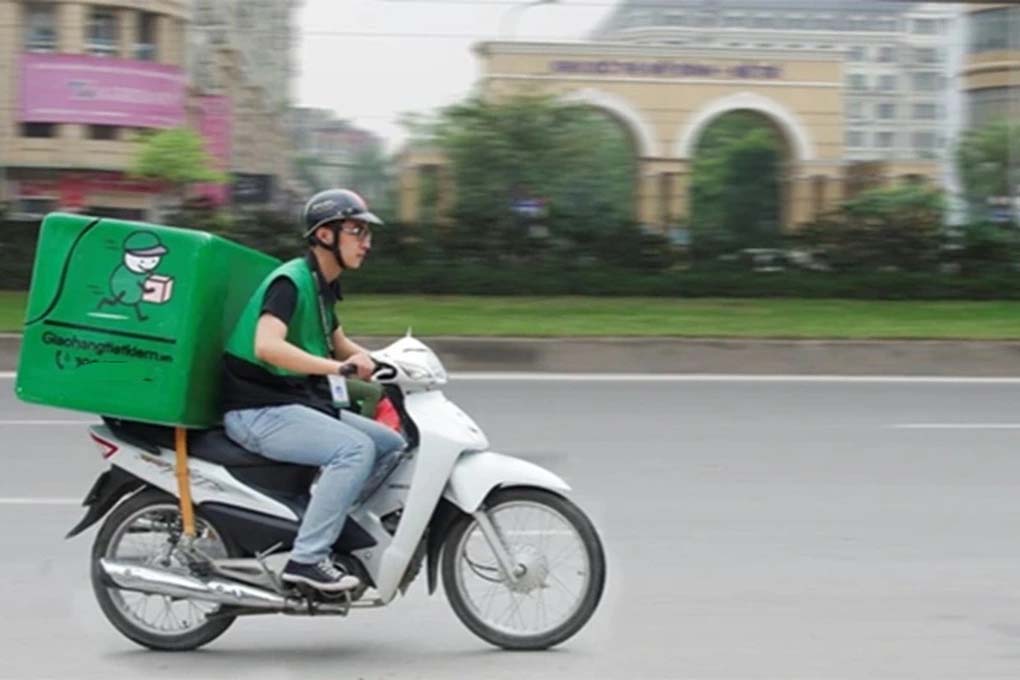 Shipper Giao Hàng Tiết Kiệm bất mãn vì thưởng Tết, công ty nói mức đó ổn-1