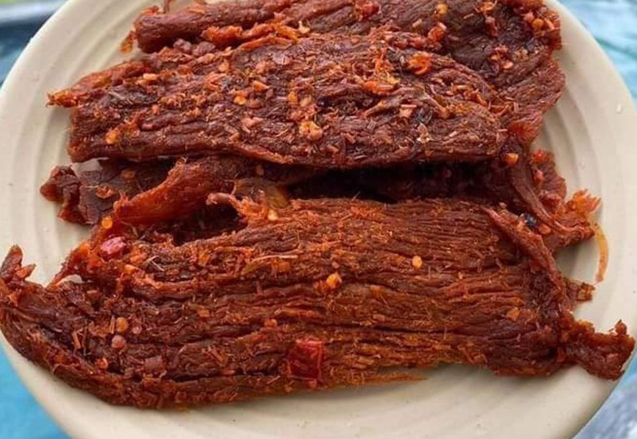 Bác sĩ cảnh báo 5 món ăn dễ gây tắc ruột nguy hiểm thường xuất hiện trên mâm cơm ngày Tết-3