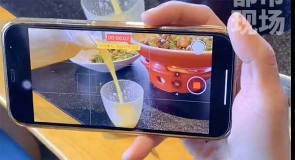 Đăng 10 bài lên mạng xã hội 10 ngày, chàng trai bị vợ chưa cưới đòi bỏ-1