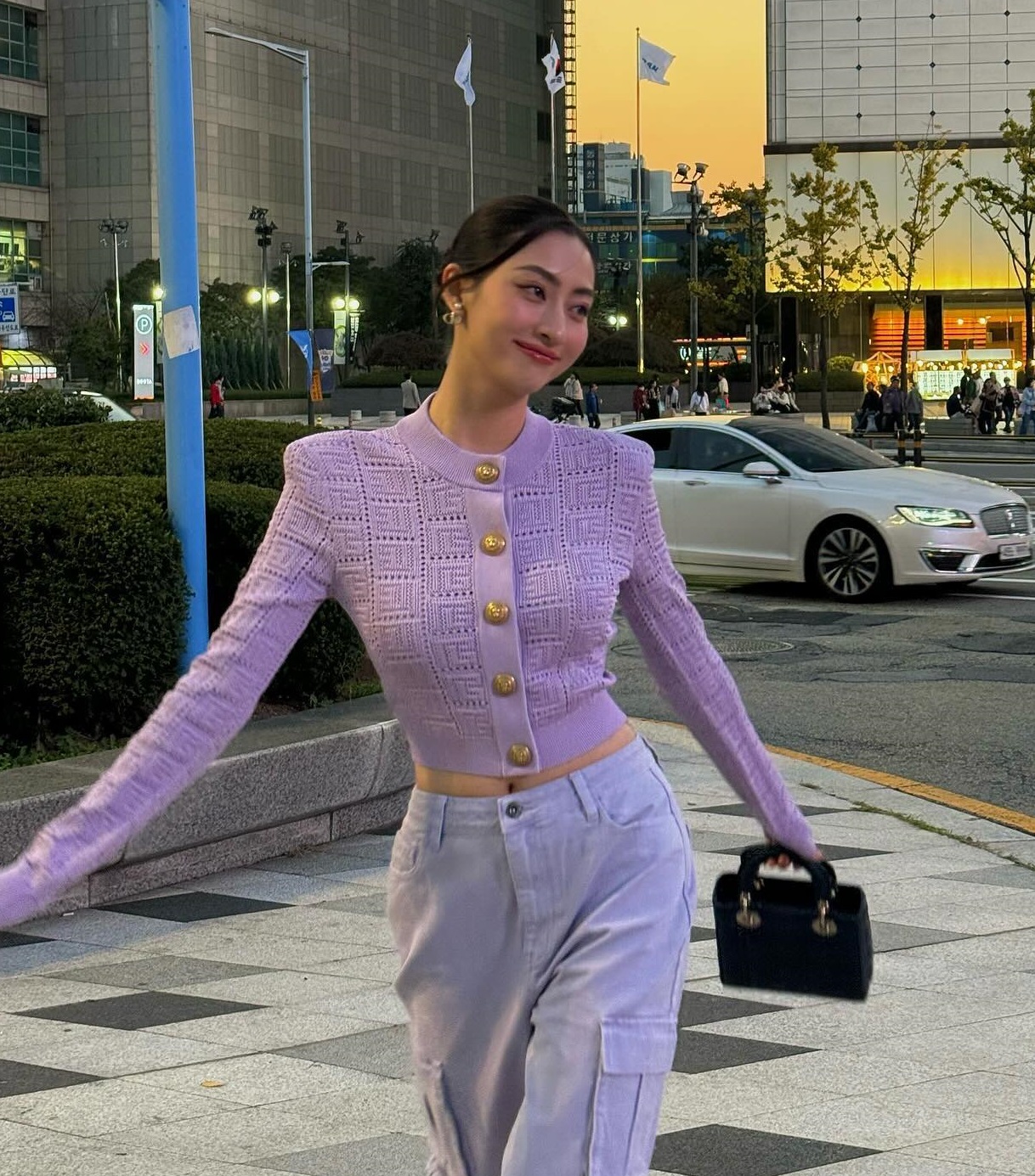 4 sao Việt diện đồ màu sắc sang nhất, chị em nên học hỏi nếu muốn style nổi bật mà không sến-6