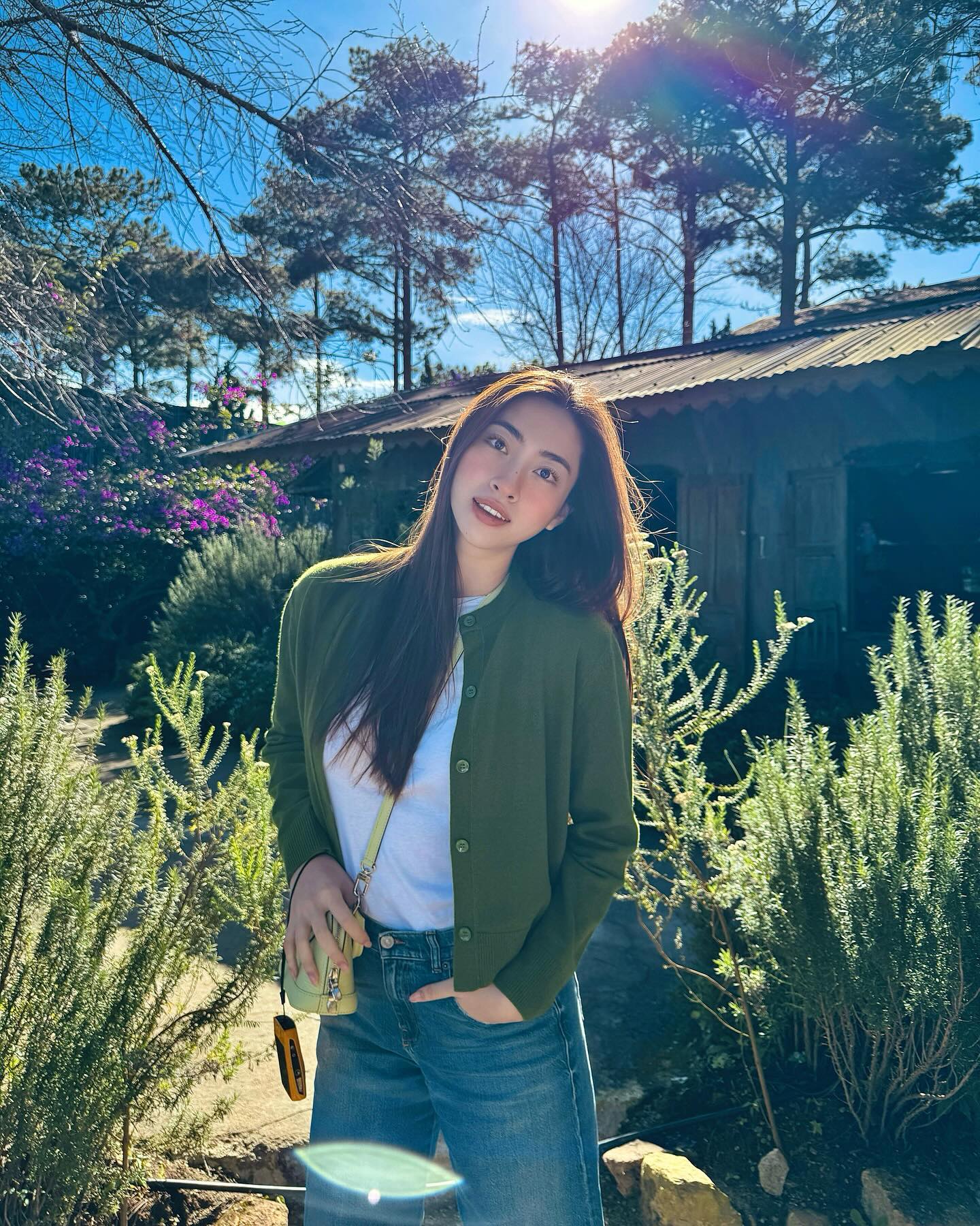 4 sao Việt diện đồ màu sắc sang nhất, chị em nên học hỏi nếu muốn style nổi bật mà không sến-8