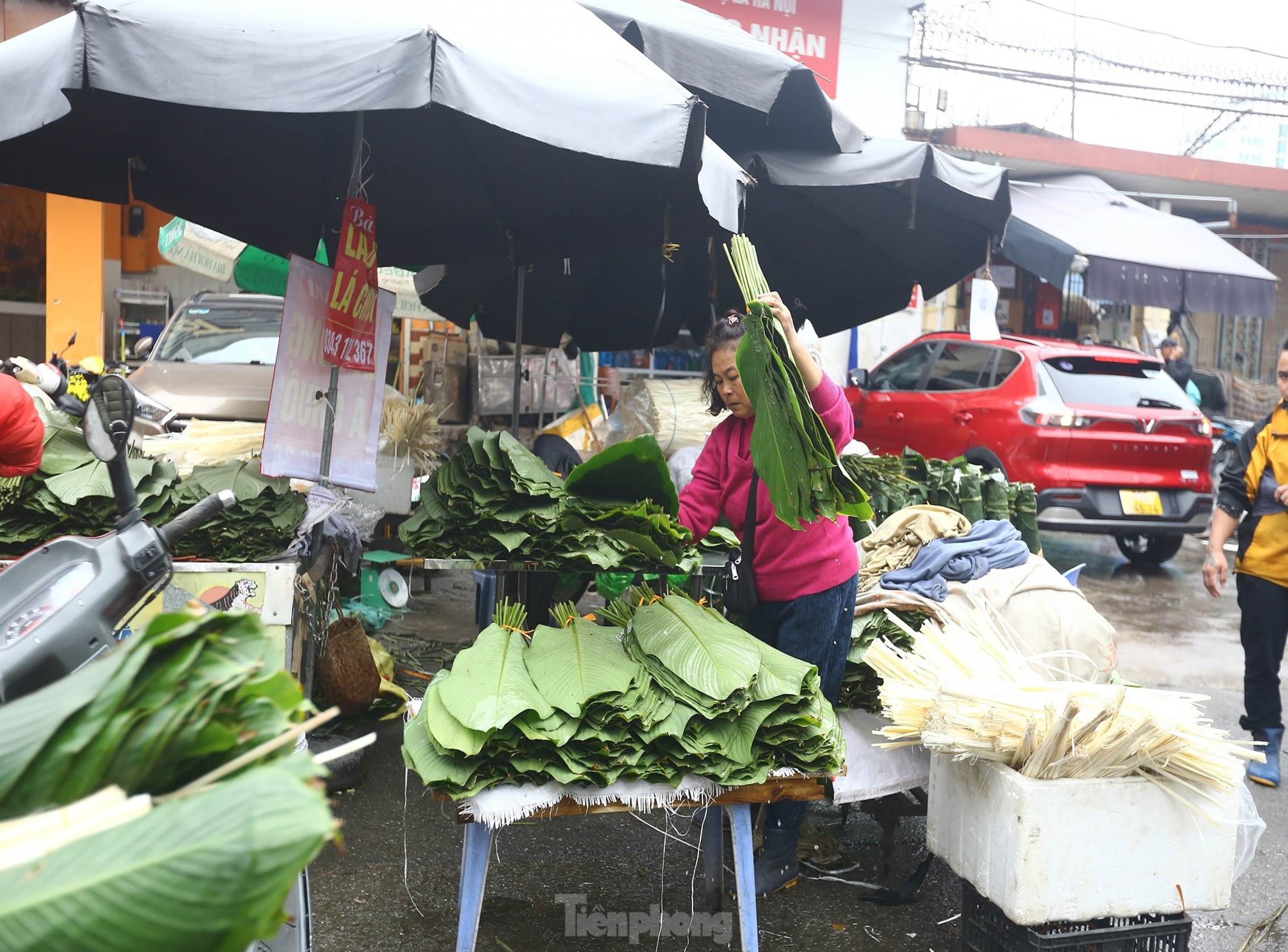 Chợ lá dong lâu đời nhất Hà Nội: Ngày bán hàng vạn lá, thu về hàng chục triệu-6