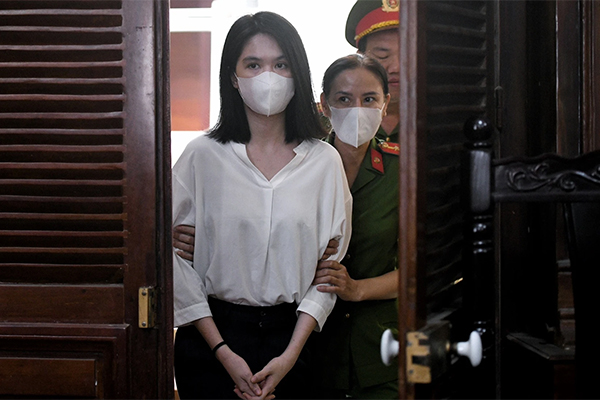 Đề nghị phạt Ngọc Trinh 6-9 tháng tù-7