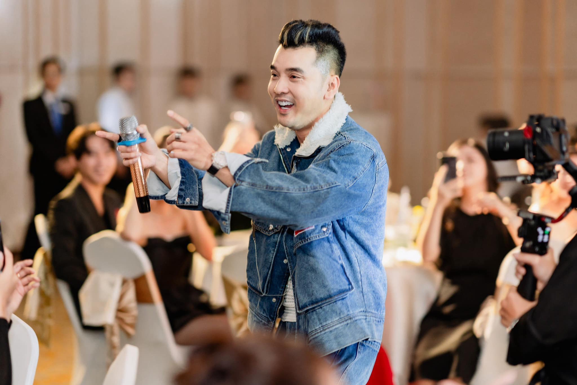 Ưng Hoàng Phúc: Tôi nuôi con của vợ không khác gì nuôi con ruột của mình-2