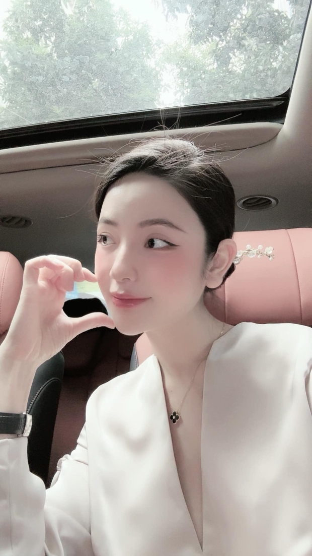 Chu Thanh Huyền khoe dành cả ngày để đi mua sắm cùng Quang Hải, chọn toàn đồ hiệu cực sang xịn-3