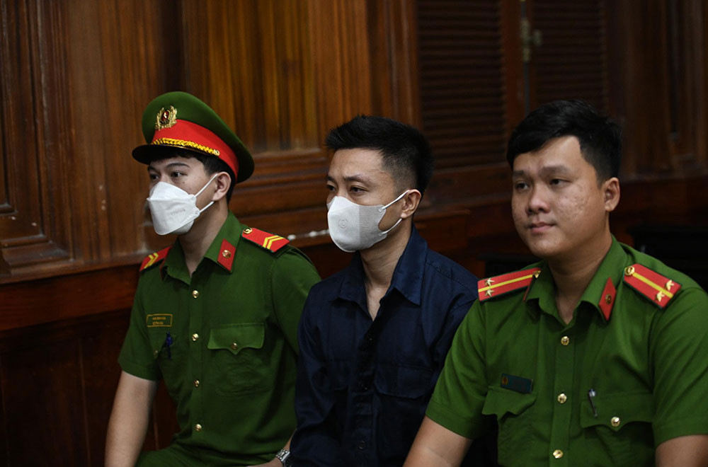 Người mẫu Ngọc Trinh được trả tự do ngay tại tòa-2