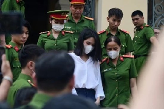 Ngọc Trinh được trả tự do ngay sau phiên xét xử