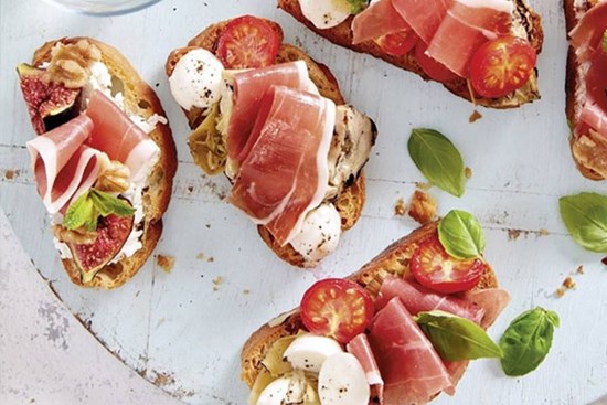 Có trong tay đùi heo muối Tây Ban Nha, ăn sao cho hợp?