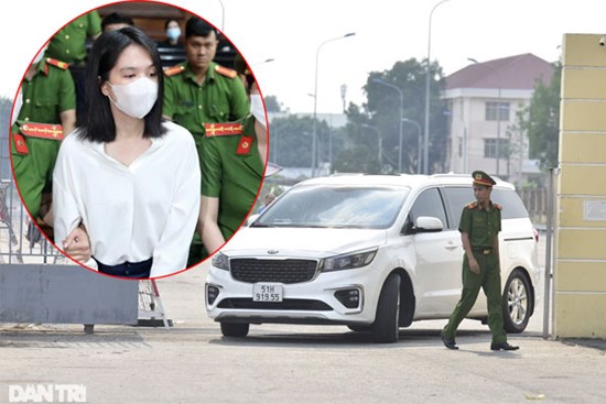 Ngọc Trinh rời trại tạm giam T30, về nhà