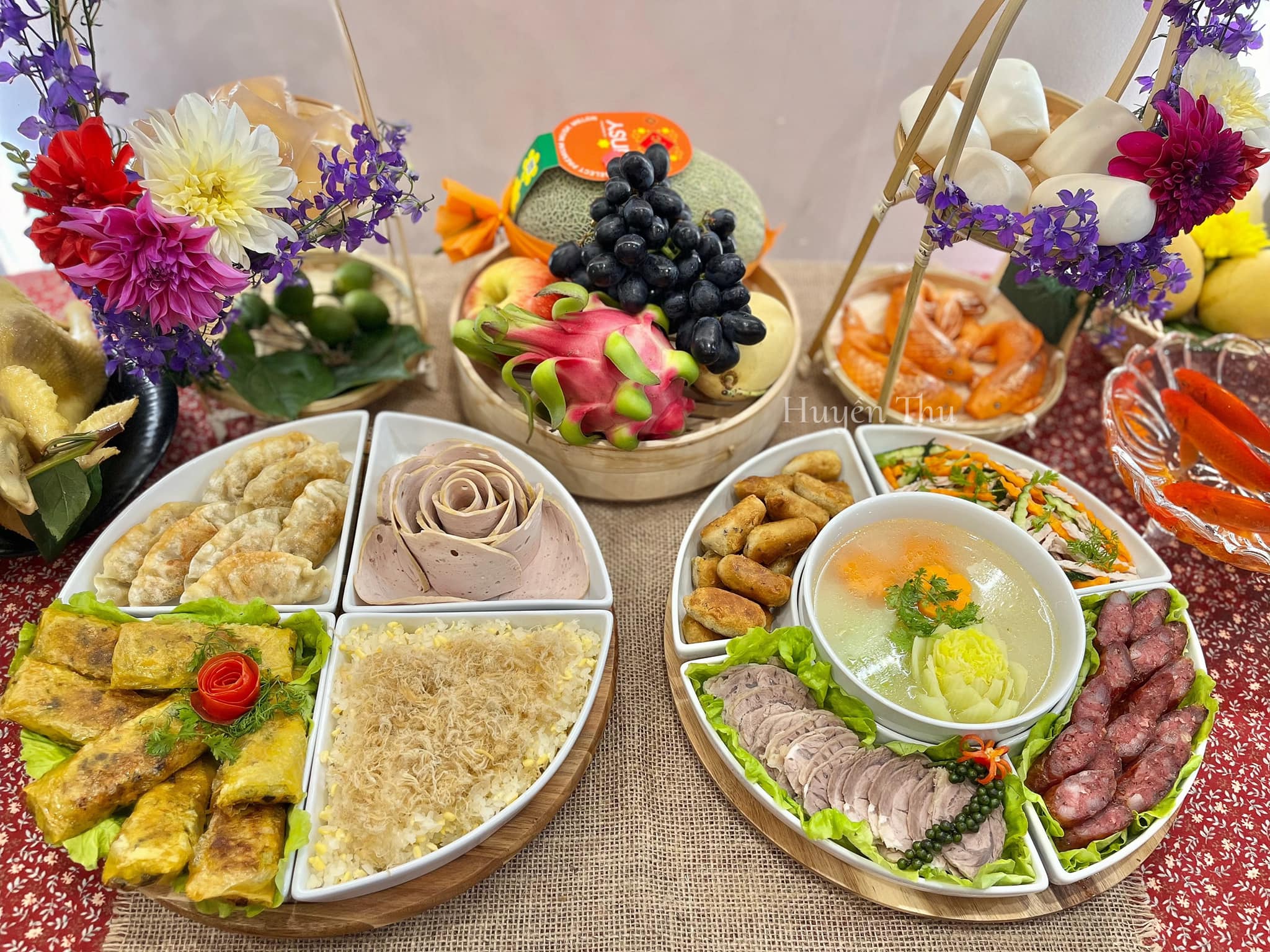 Đại hội khoe mâm cúng ông Công, ông Táo: Có người dậy từ 4 giờ sáng chuẩn bị để kịp giờ... đi làm!-2