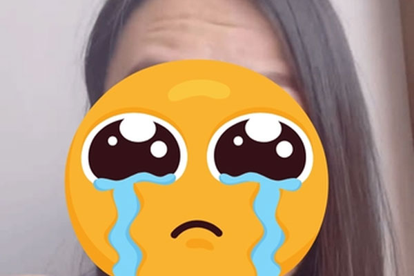 Sếp bất lực khi nhân viên lập sòng, cắn hạt dưa ngày đầu đi làm-5