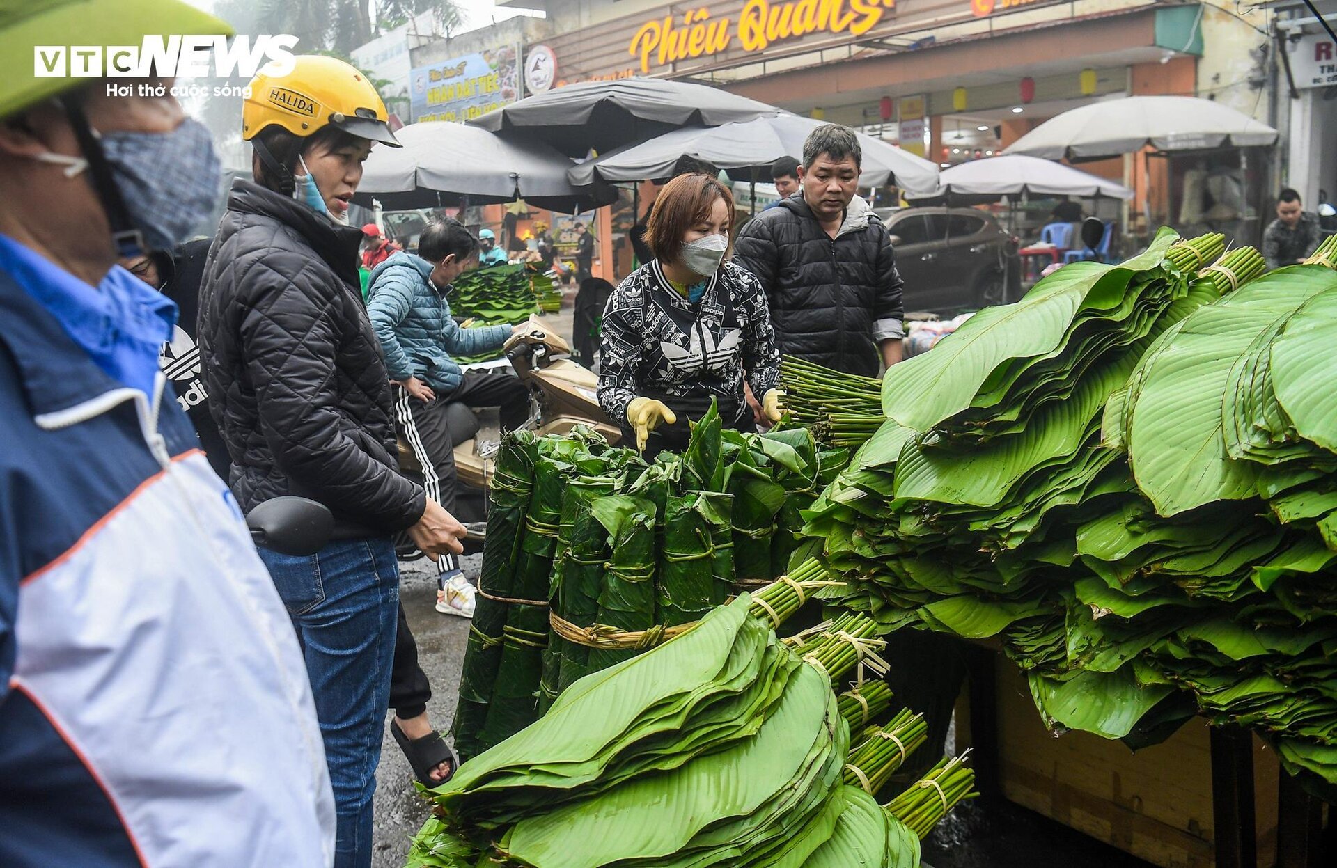 Chợ lá dong lâu đời nhất Hà Nội nhộn nhịp ngày giáp Tết-2